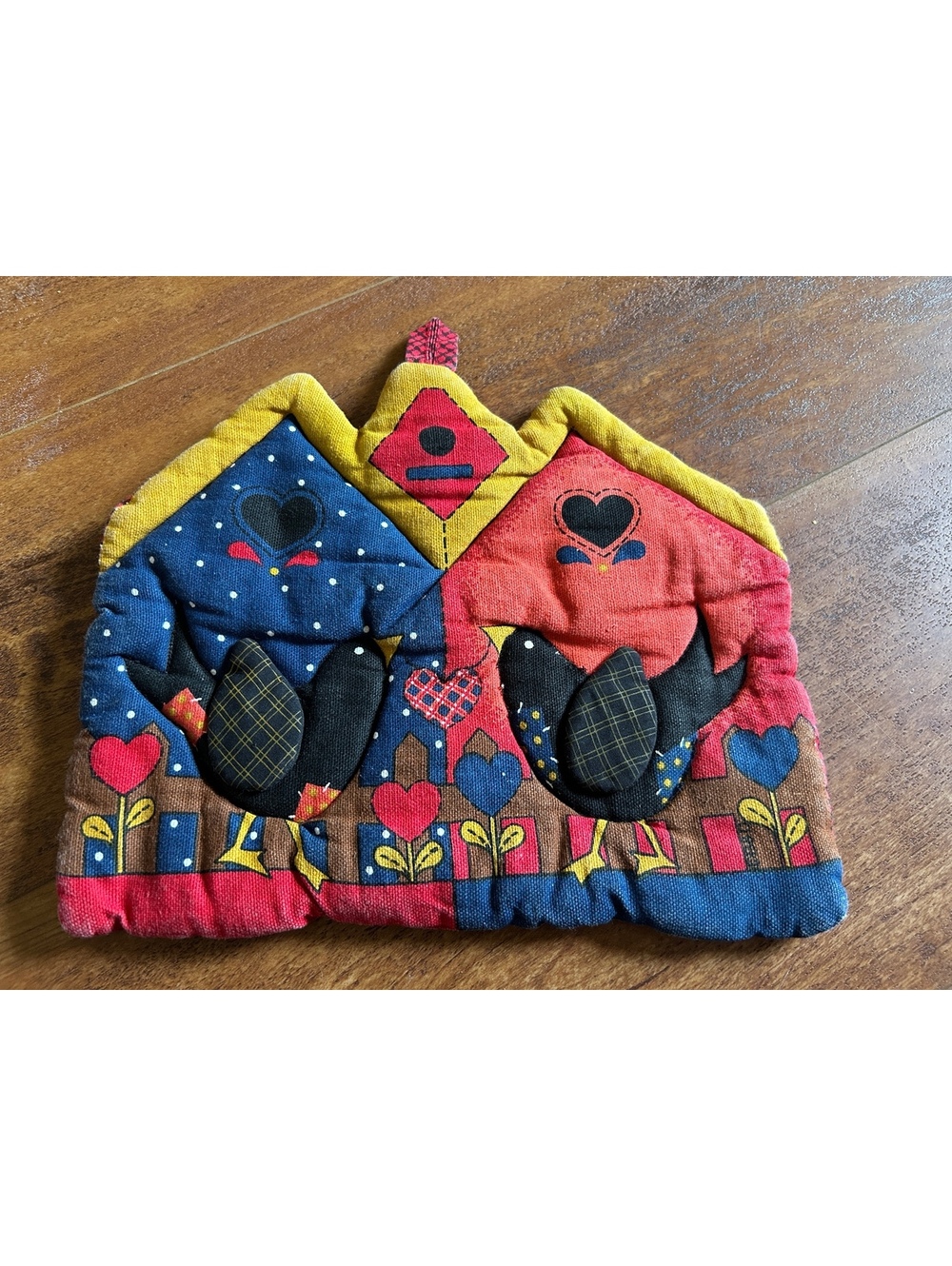 Quilted Fabric Pot Holder with Bird and House Design